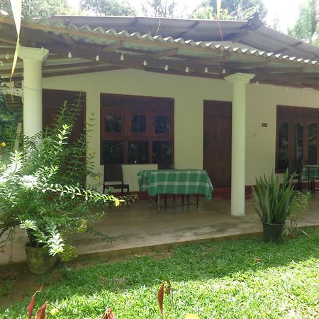 Green Valley Home Stay Talpe Εξωτερικό φωτογραφία