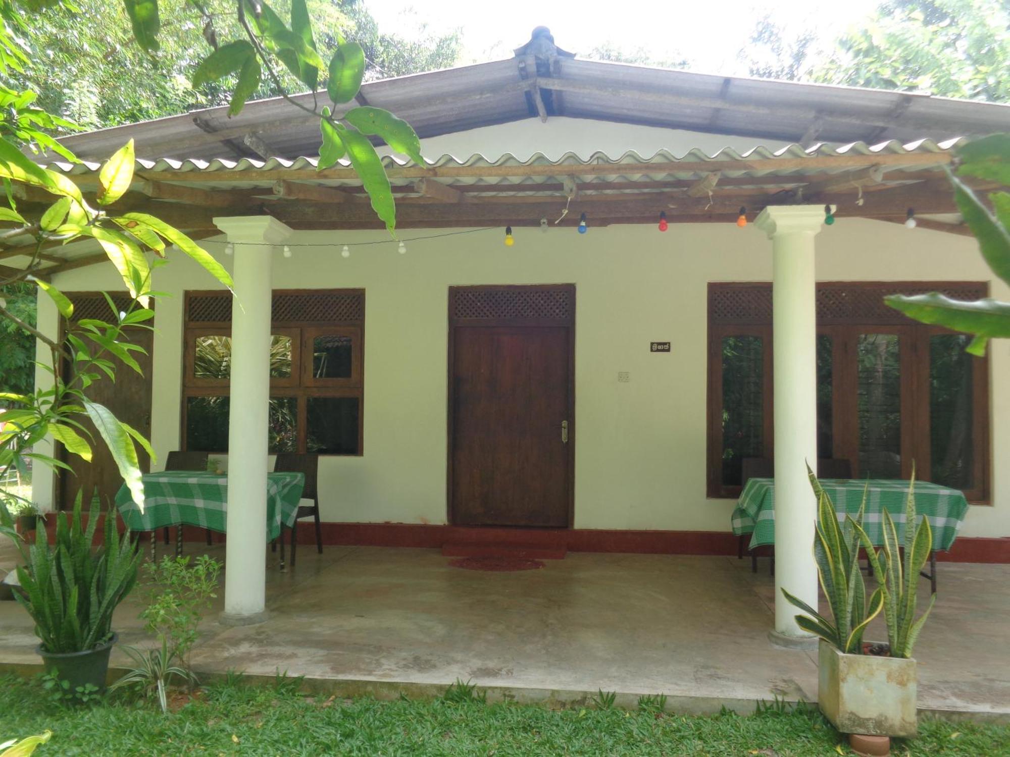 Green Valley Home Stay Talpe Εξωτερικό φωτογραφία