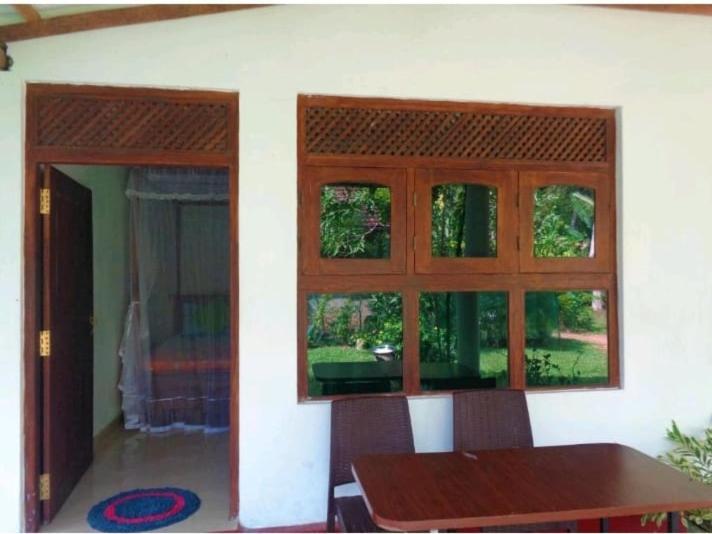 Green Valley Home Stay Talpe Δωμάτιο φωτογραφία